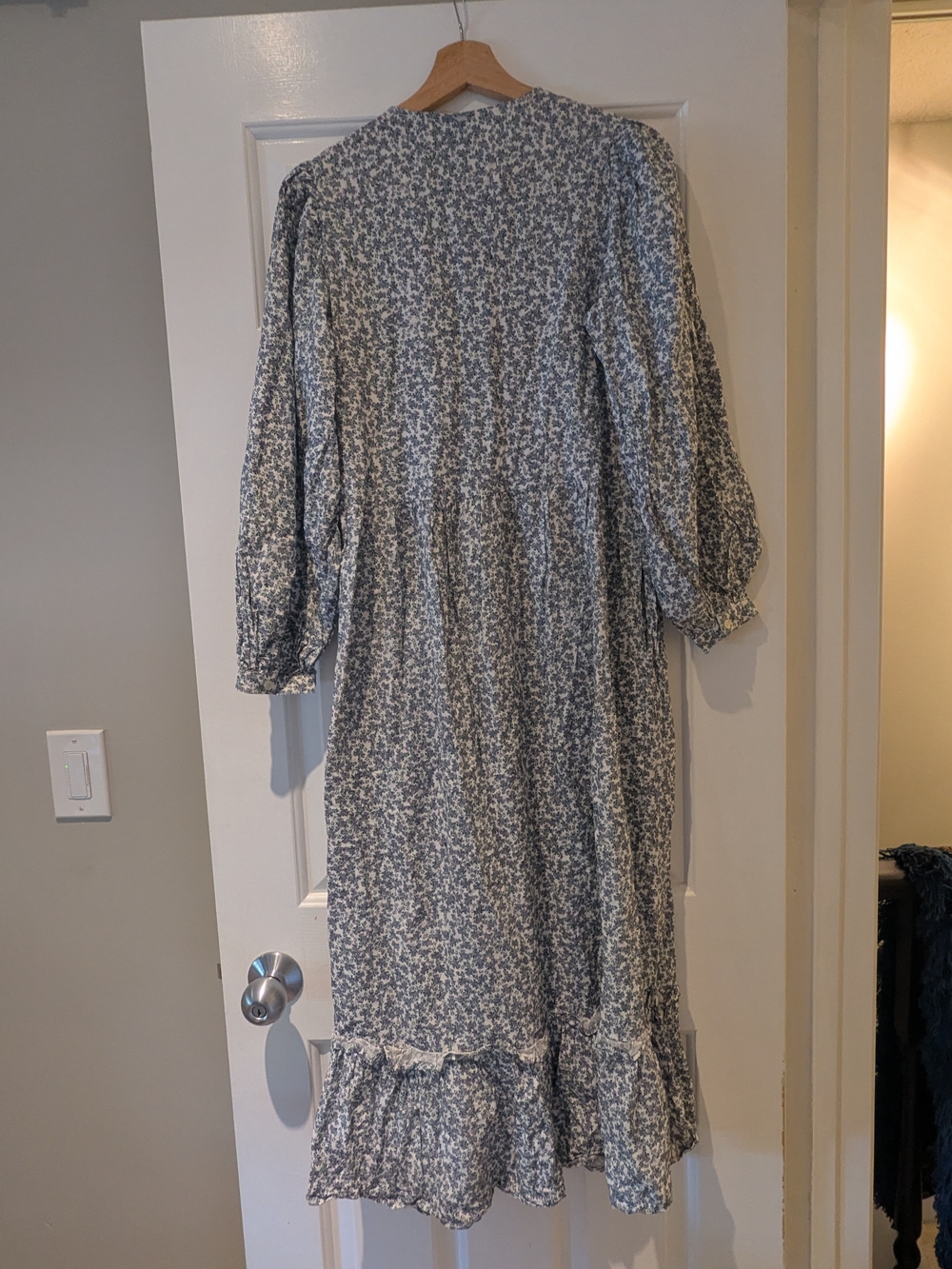 Cottagecore Prairie Ditsy Floral Midi Dress Tiered Ruffle Long Sleeves Pockets S - Picture 11 of 15